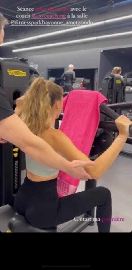 Cassandra Julia star art archive