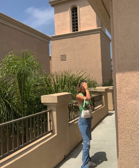 Emmie Garver pornstar pretty photos