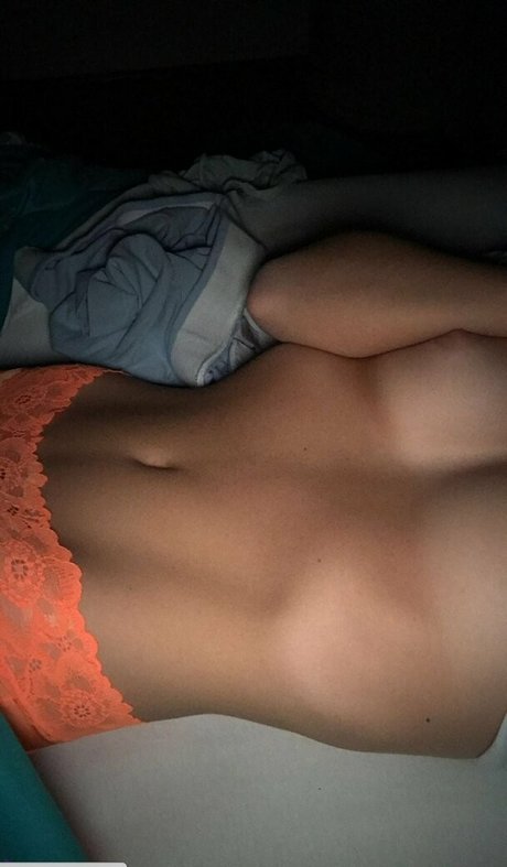 Emmie Garver star naked img