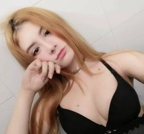 paraliamena pornstar free picture