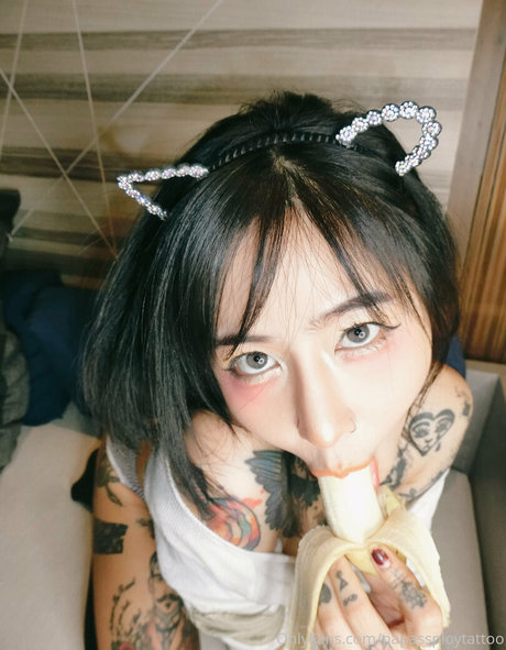 phat11 5 exclusive model img