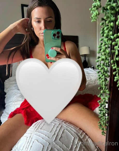 RadicalRon erotic star pics