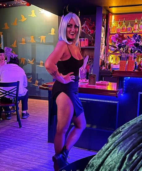 RadicalRon beautiful actress photos