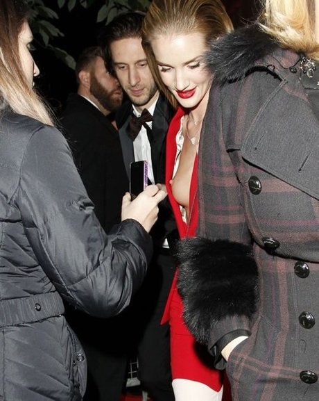 Rosie HW_ star nude image