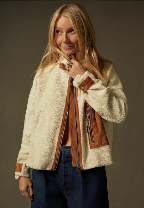 Gwyneth Paltrow art pornstar gallery