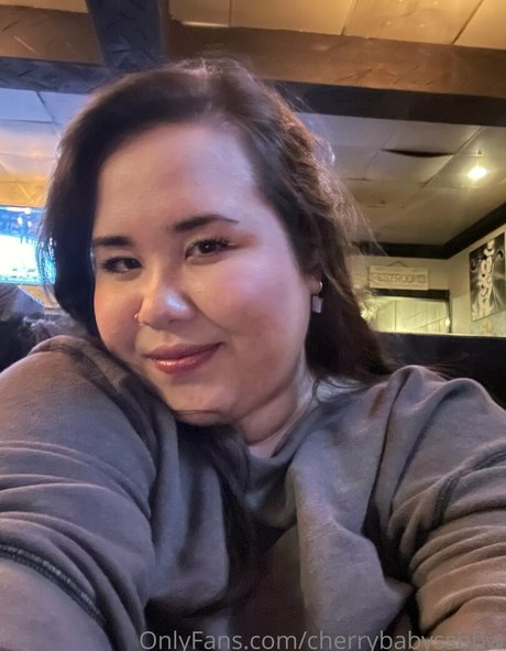 cherrybabyssbbw star nude photos