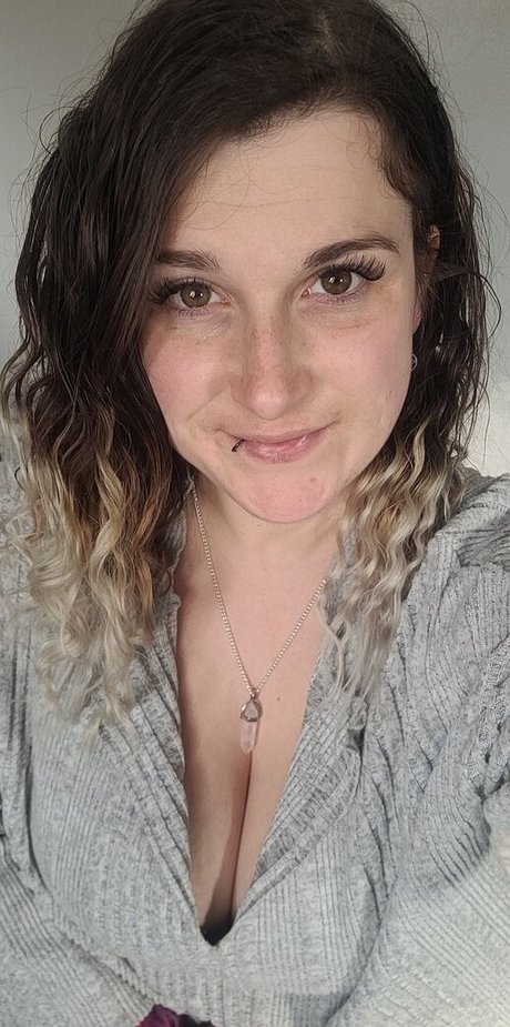 pregnantmamamsalicefury top model pics