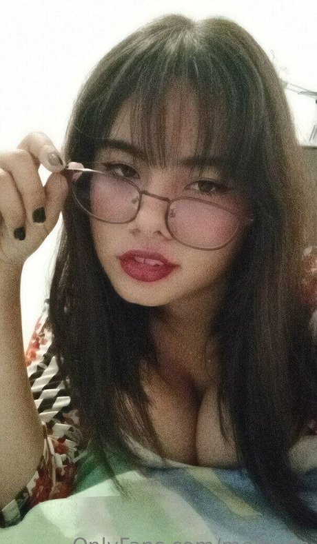 melhyde pornographic model archive