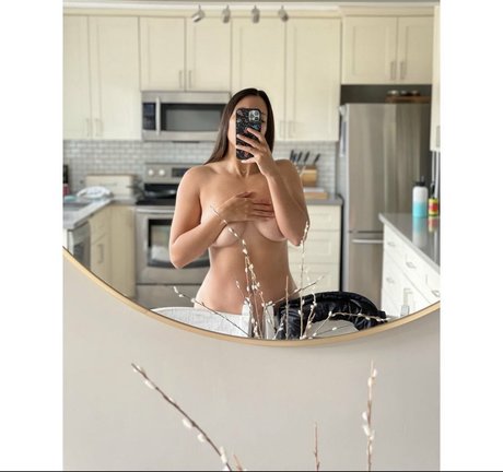 teasetbabe model top image