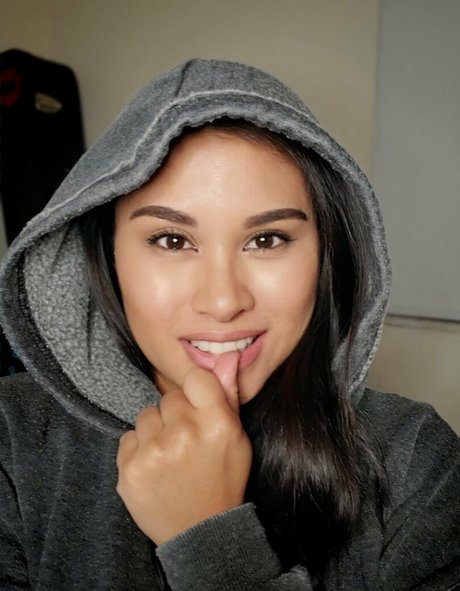 planejanedfree model art picture