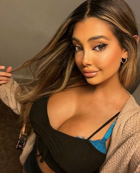 iwasintheshower art actress photo