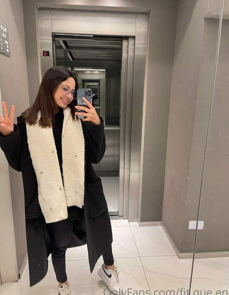 Fit que en hot model pictures