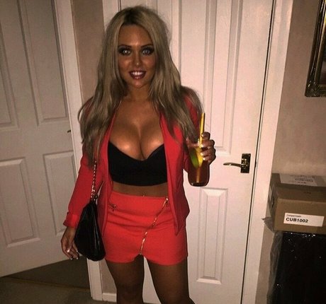 Colleen McAuslin naked star img