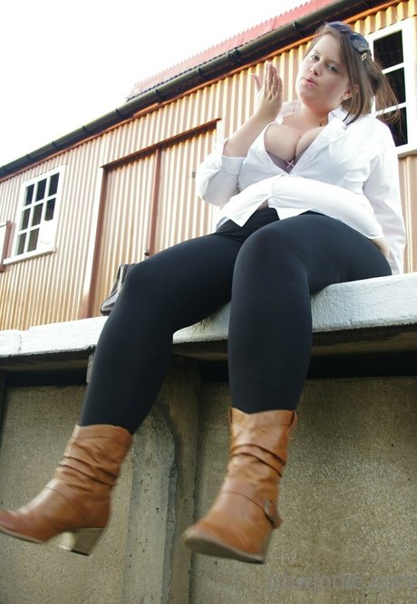 bbwjodie model hot img