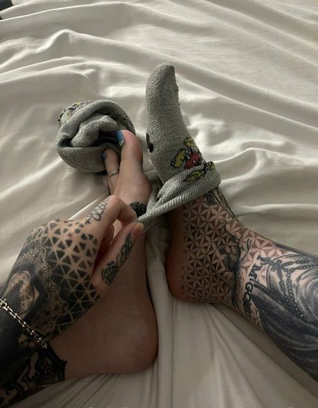 blazed bratfree free model image