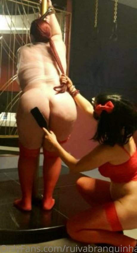 ruivabranquinha pornstar erotic pics