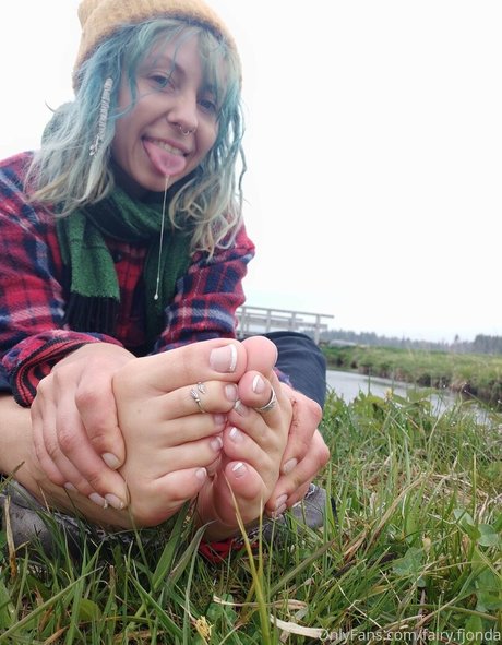 freakyfjonda model nude gallery