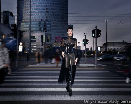 Lady Perse model xxx picture