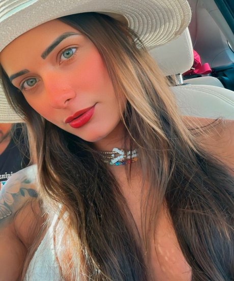 Cintia Colombino star erotic image