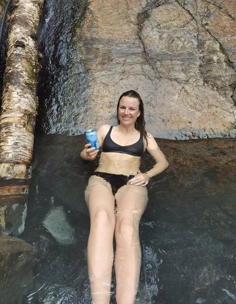 blonde kitty onlyfans pornographic pic