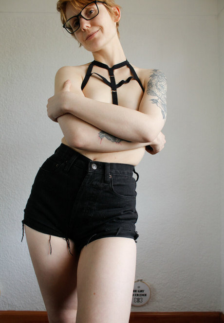 stretchykitten pretty actress img