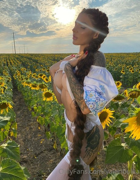 Valeribulka sex model archive