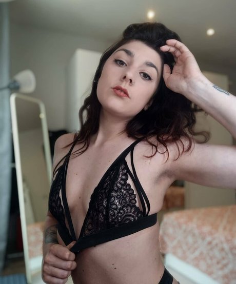 laurettavixen model pretty gallery