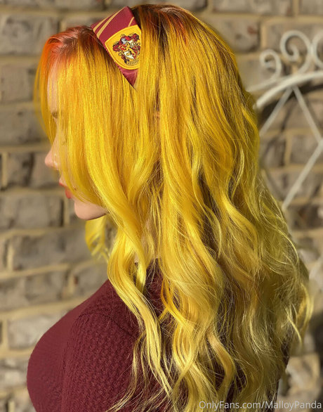 malloypanda model nice pics