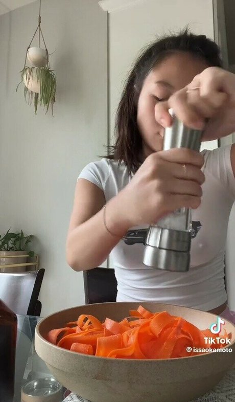 Issa Okamoto star top pictures