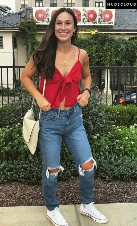 Kate Weisner naked star image