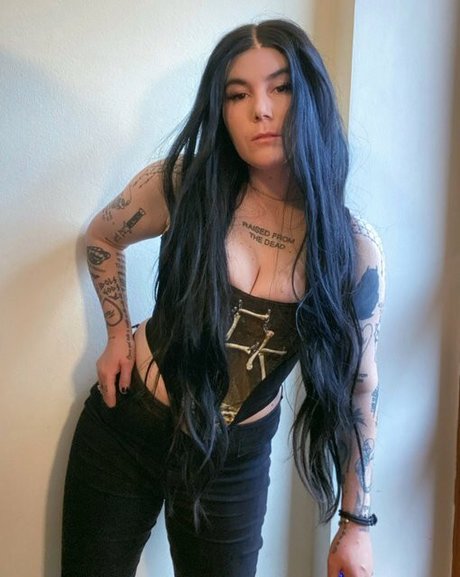 Ready To Glare sexy pornstar gallery