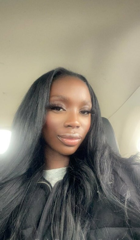 LomlZara beautiful model archive