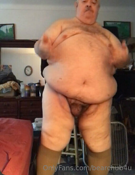 bearchub4u model adult img