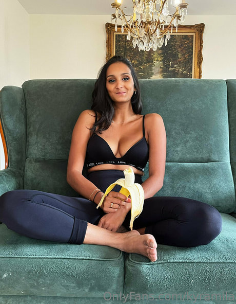 kyramila perfect model image