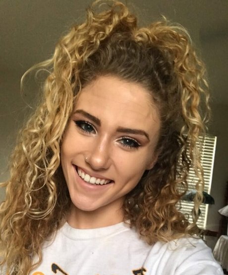 Kendall Ripetta sex model image