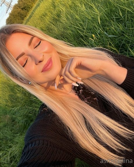 asmrjanina star nude picture