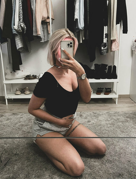 asmrjanina model adult photos