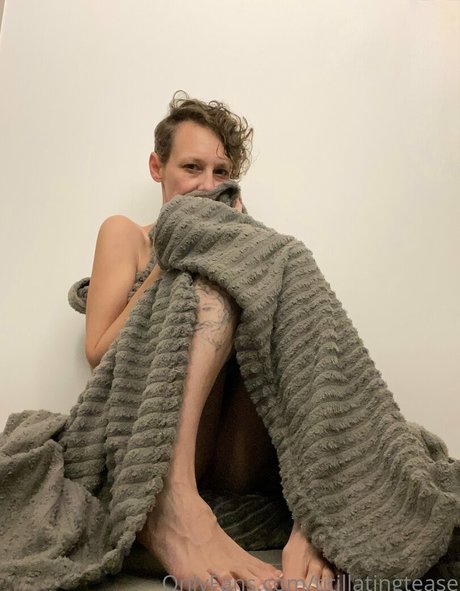 titillatingtease erotic pornstar photo