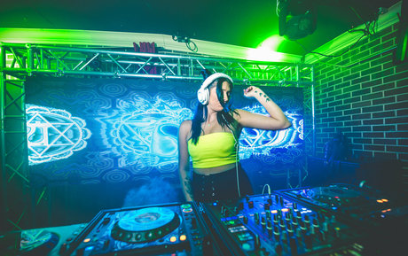 vybrantvibesofficial art pornstar gallery