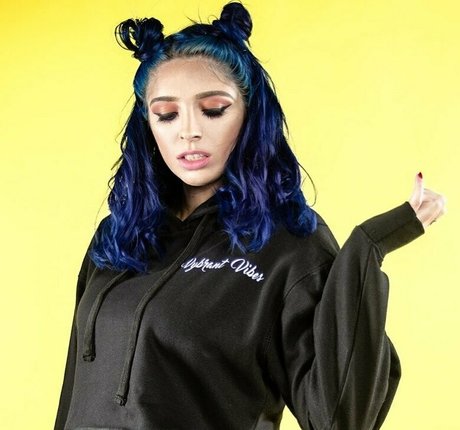 vybrantvibesofficial star exclusive pic