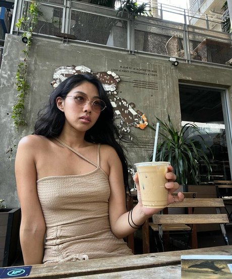 Ya Stacey high quality model images