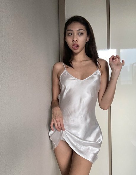 Ya Stacey nude model picture