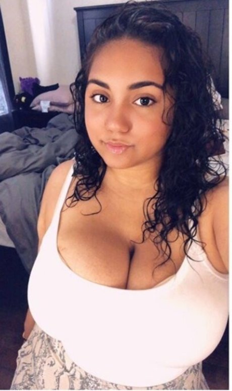 mynamesydalia adult model photos