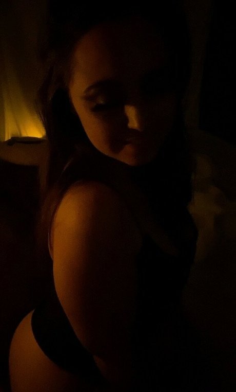 missyxecute high quality model images