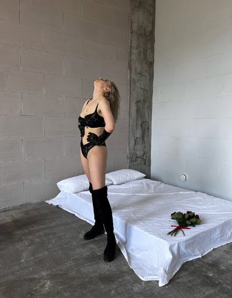 Asya Say pornstar sex pictures