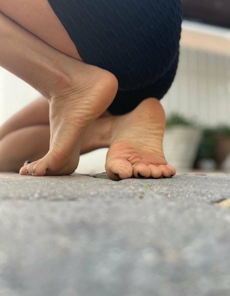 paisitafeetpao star nudes photo