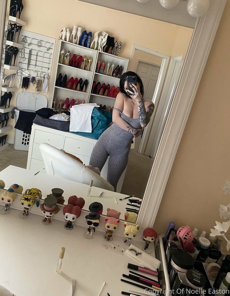 thenoelleeaston high quality actress archive