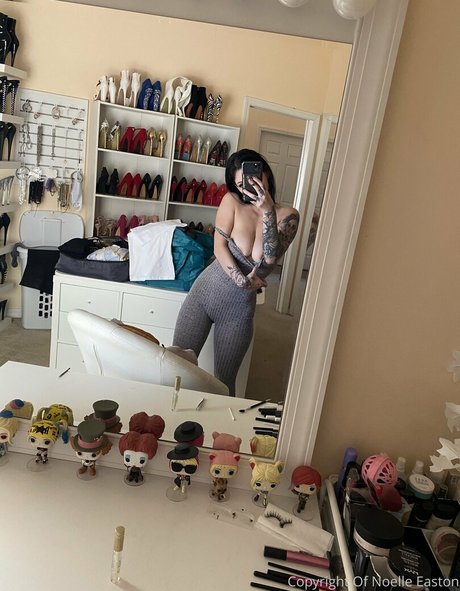 tiny tits onlyfans porno images