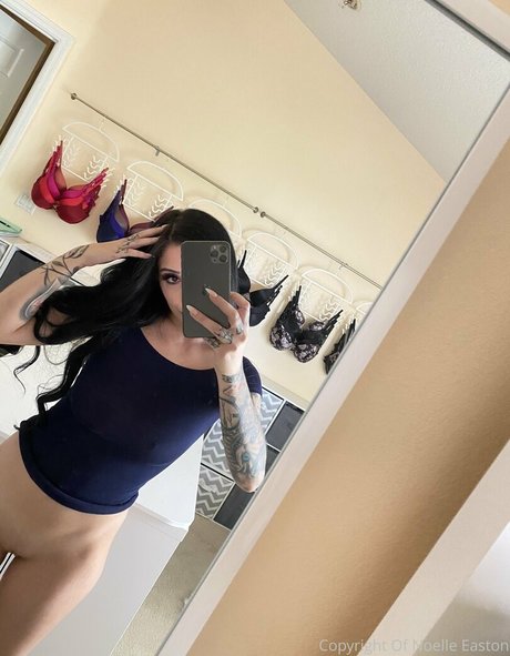 thenoelleeaston model sex images