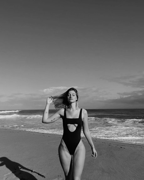 Marine Dauchez star nudes pic